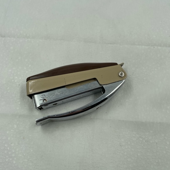 Vintage Swingline Stapler - Picture 2 of 9
